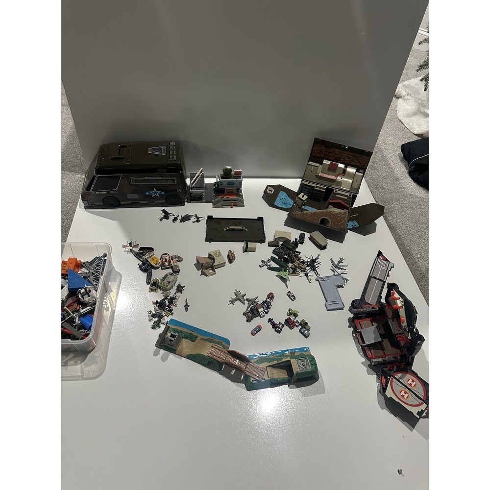 HUGE Lot Of Vintage Micro Machine Toys Sets Cars Planes Military